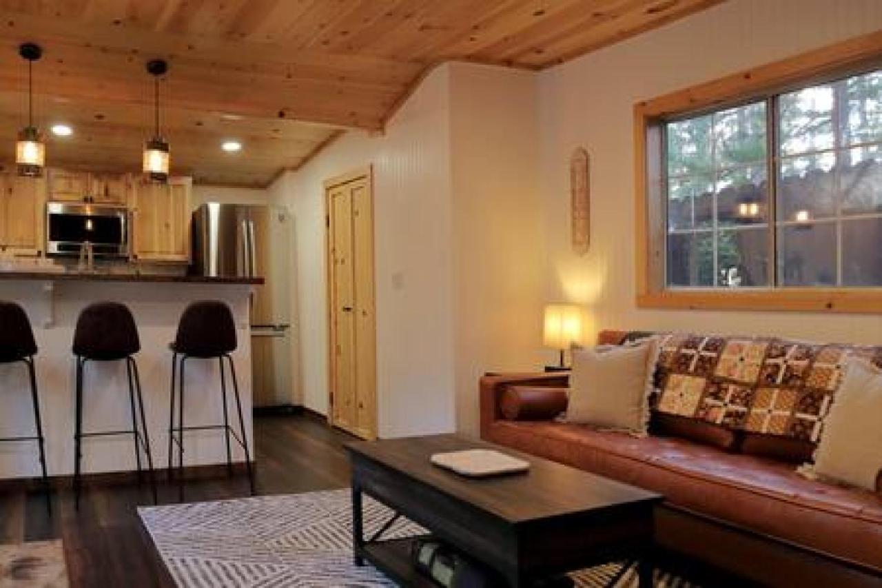 La Petite - Charming In Town Villa Idyllwild Exterior photo